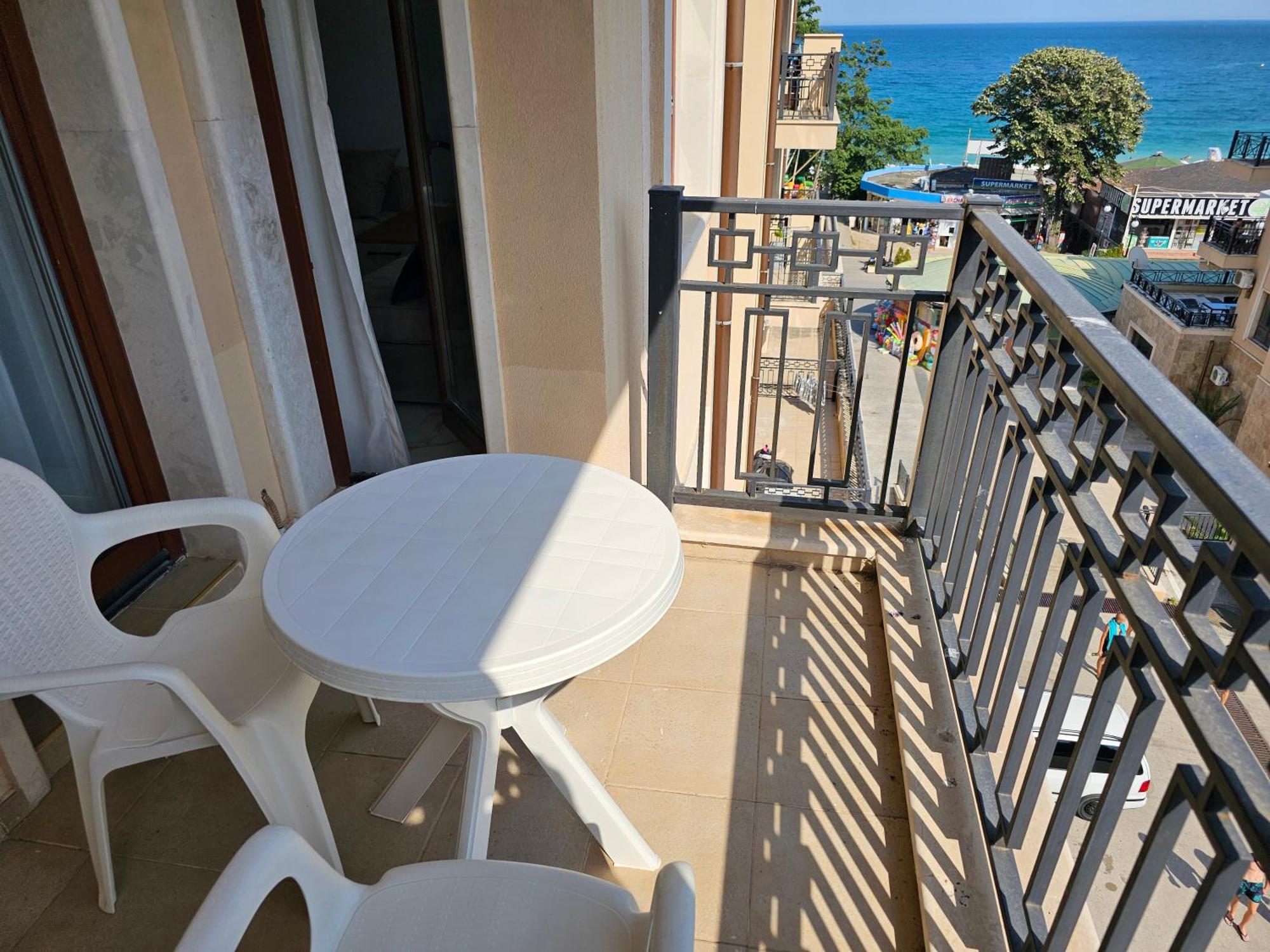 Europroperties Zlatna Kotva Apartments غولدن ساندز المظهر الخارجي الصورة